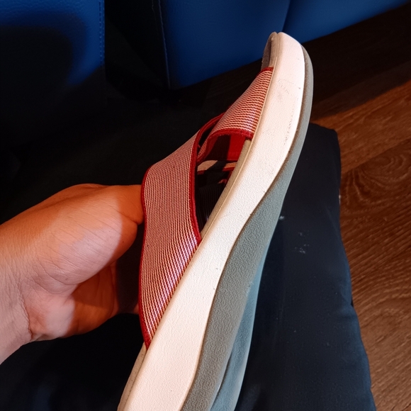 Cloudsteppers by Clarks Red and Cream Sandals - Picture 3 of 6